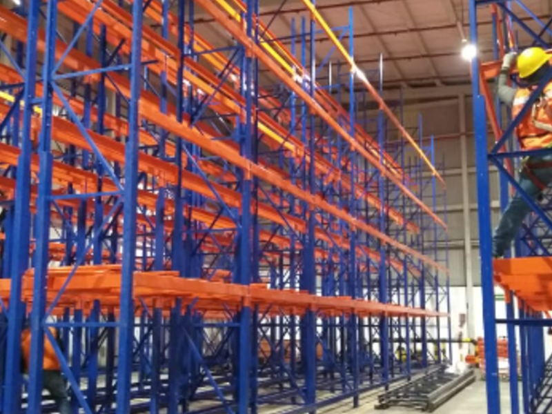 Colocación racks Michoacan