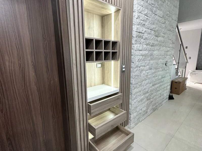 Mueble guarda platos México