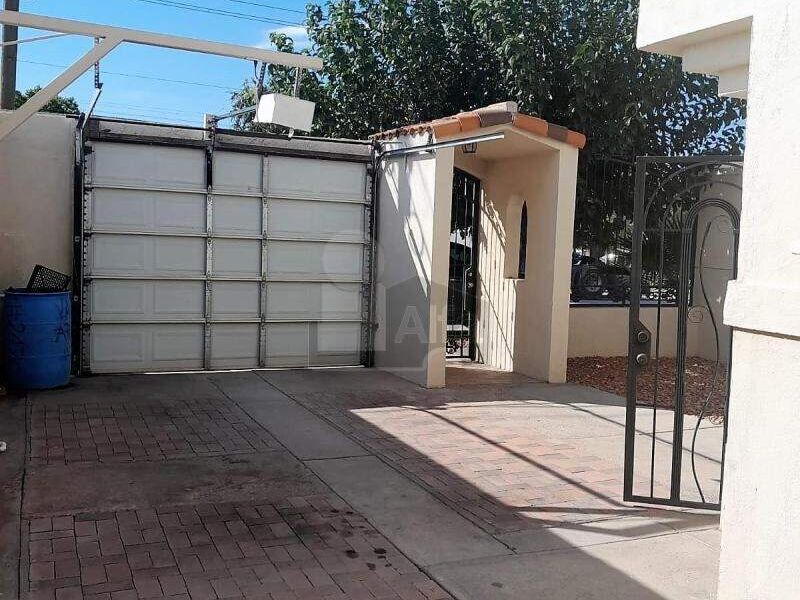 Casa   Venta    Sendero Juárez 