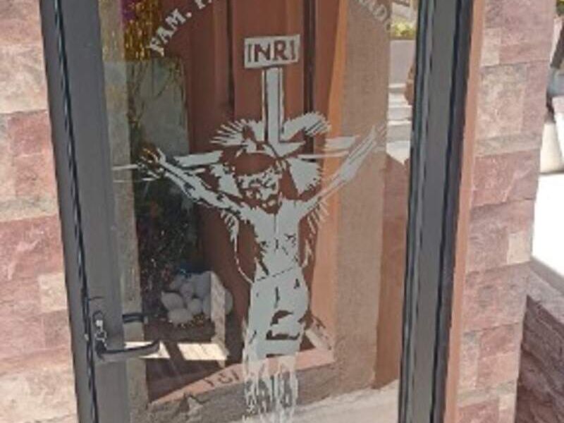 Puerta para cripta Rincón de Romos