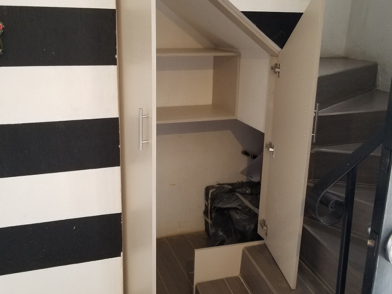Clóset escalera Tonalá