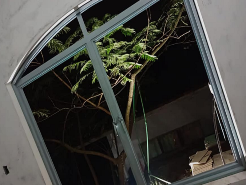 Ventana de aluminio M1 Puebla