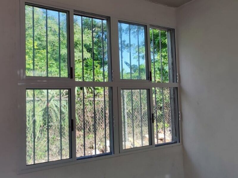 Ventanas en Aluminio blanco Hecelchakán