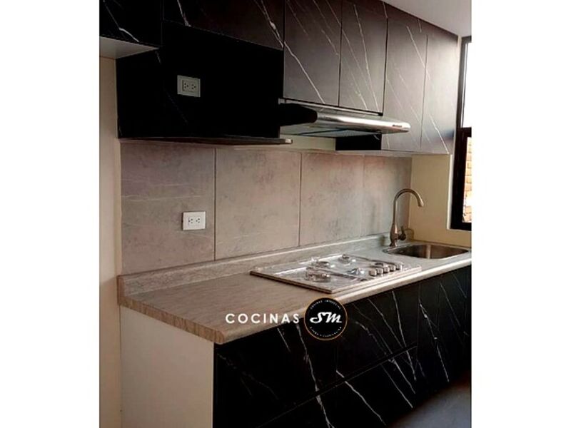 Muebles oscuros altos bajos México
