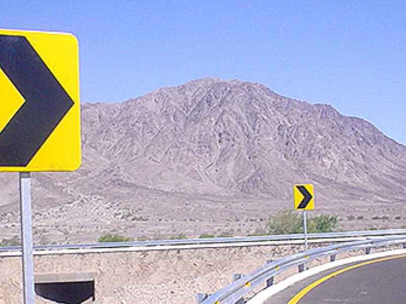 Señalamiento Bajo México 
