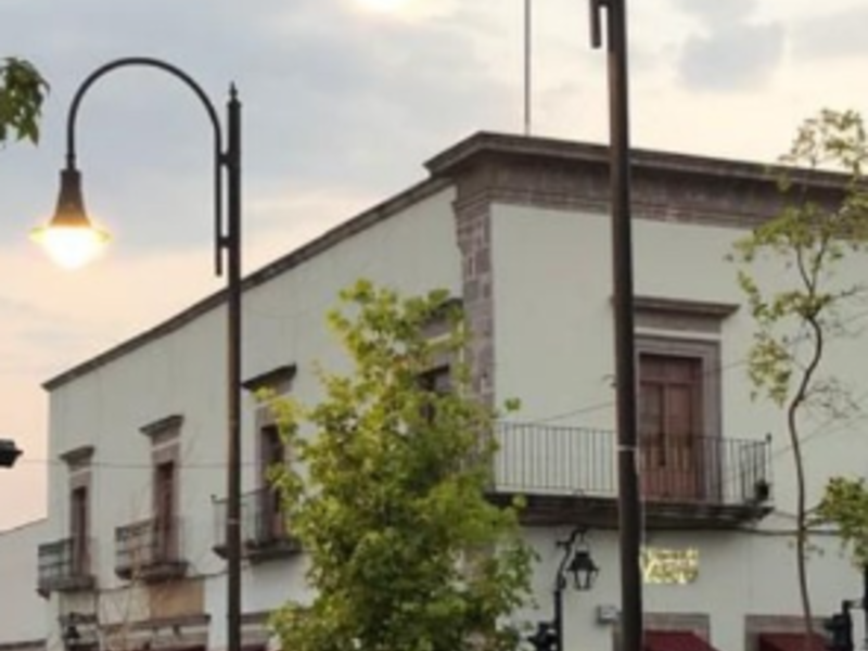 Poste tipo arco Querétaro México
