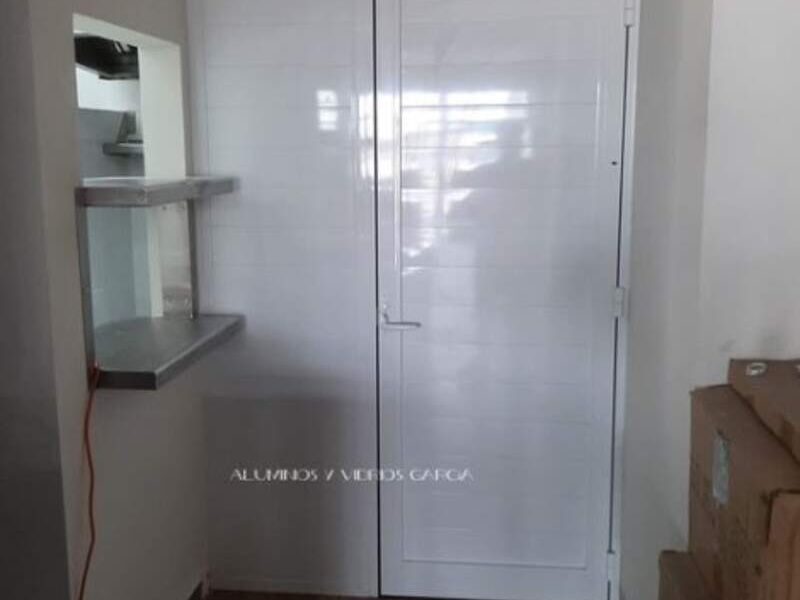 Puerta con fijo aluminio blanco Jalisco