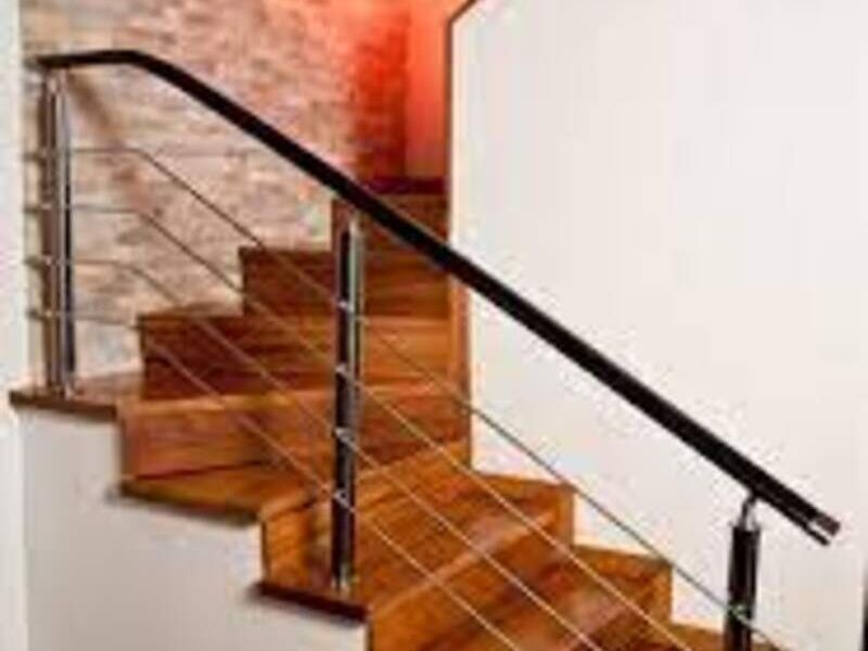 Barandal escalera México
