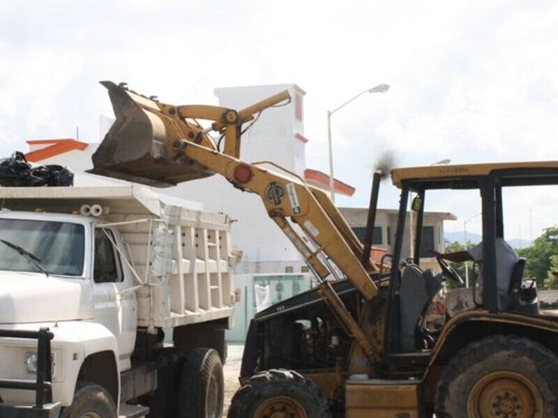 Recolección de escombros Manzanillo
