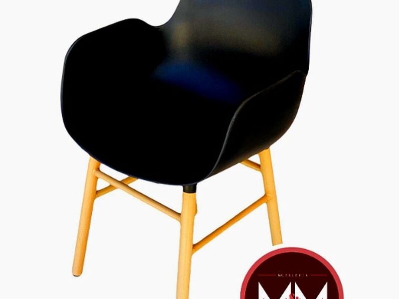 Taburete Eames León