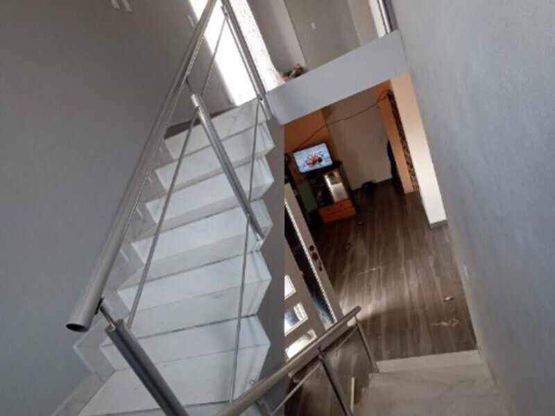 Barandal aluminio y cristal Michoacán