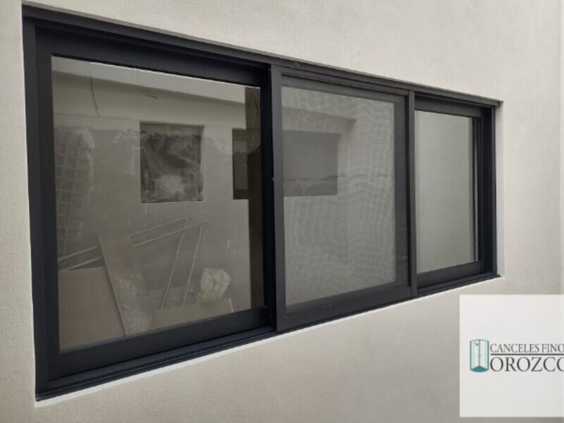 Ventana corrediza México
