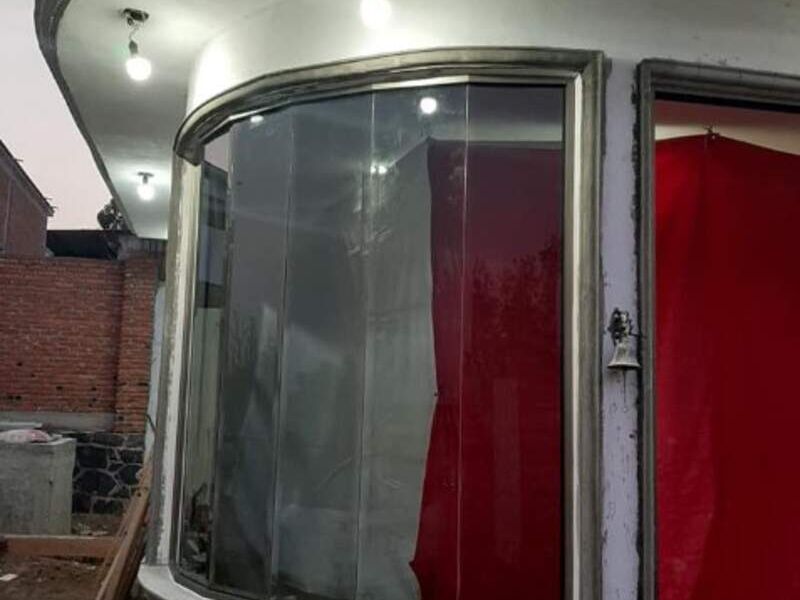 Aluminio en color champagne México