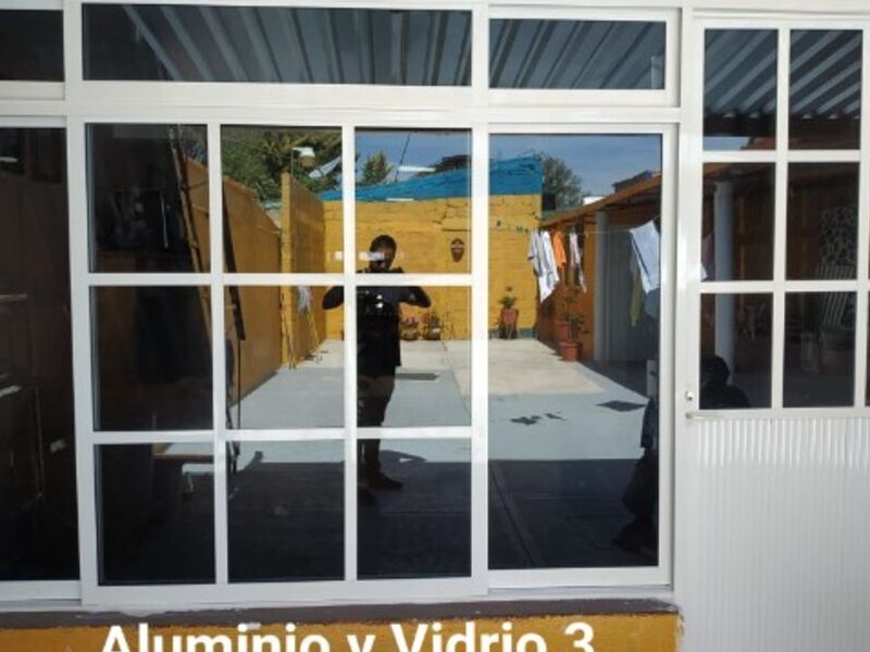 Ventana y Puerta en Aluminio México