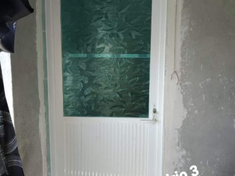 Puertas Para Baño La Crucecita