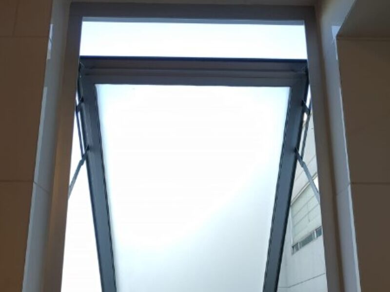 Ventana de Proyección en Aluminio México