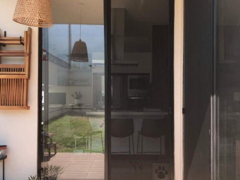Puerta Corrediza de Aluminio Nuevo León