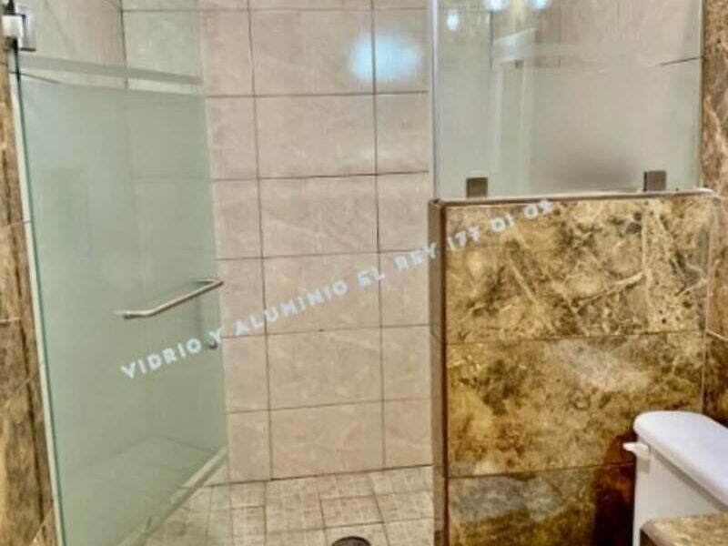 Cancel batiente de vidrio templado Monclova