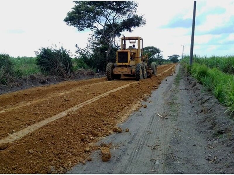 Rehabilitacion caminos Durango