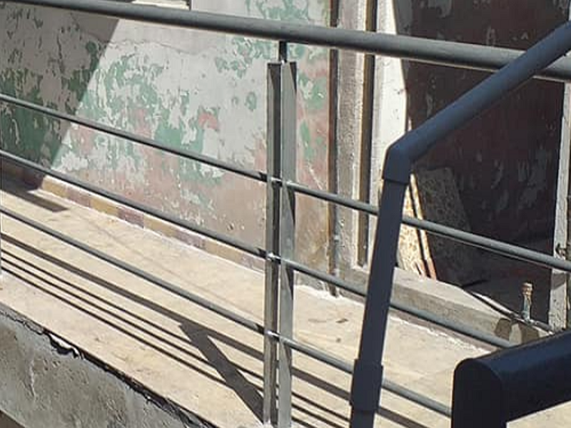 Pasamanos aluminio gris Ciudad de México