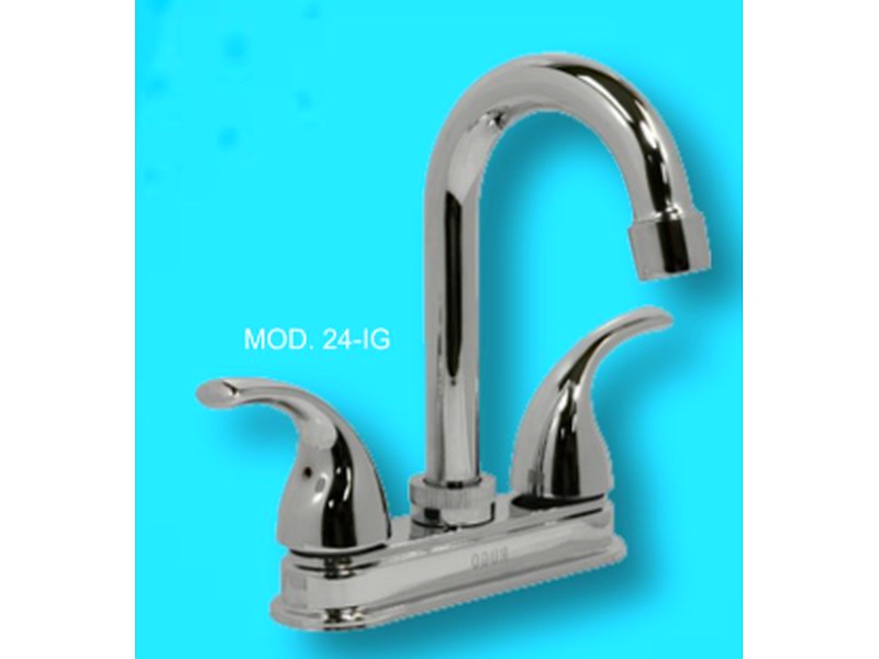 Grifo mezclador de agua plateado para cocina Mexico HELMAX SA DE CV