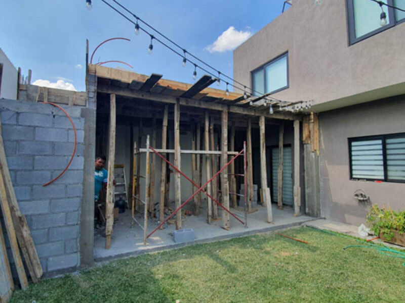 CONSTRUCCION TERRAZA FAMILIAR SALTILLO