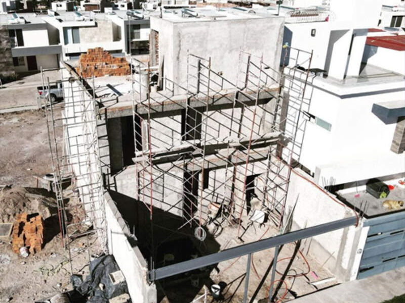 CONSTRUCCION MULTIFAMILIAR POTOSI