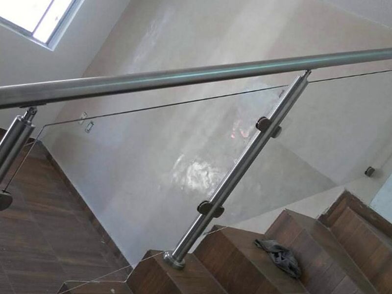 Barandal aluminio y vidrio templado Tepic