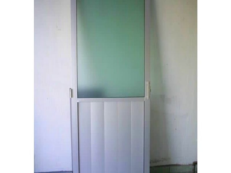 Puerta de aluminio color blanco Tepic