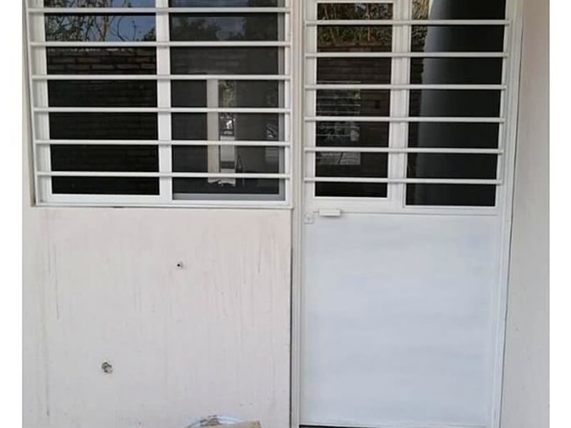 Ventana cuadricular aluminio blanco Tepic