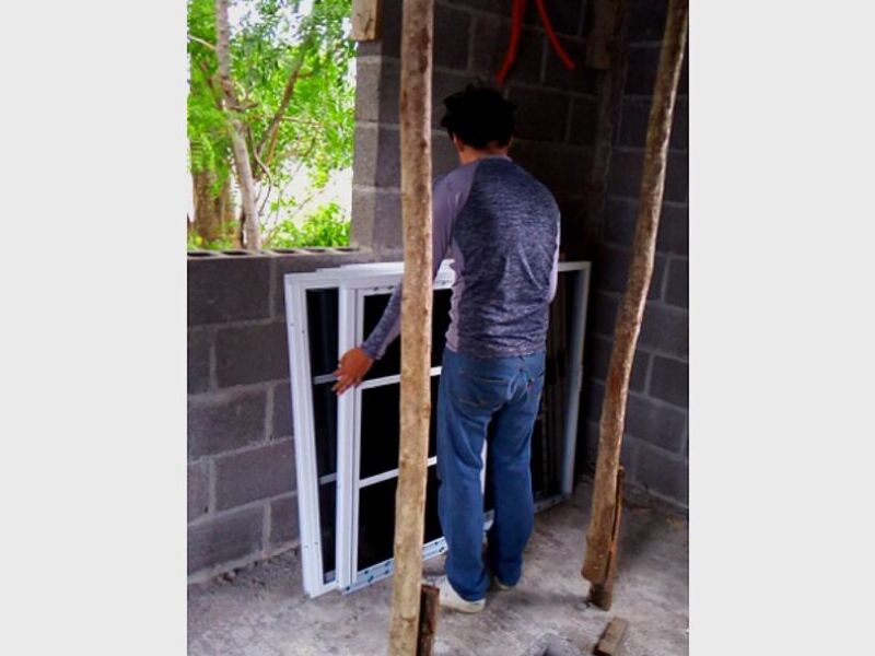Ventana corrediza Tampico