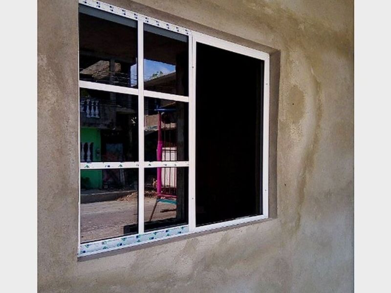 Ventana corrediza 12 luces Tampico