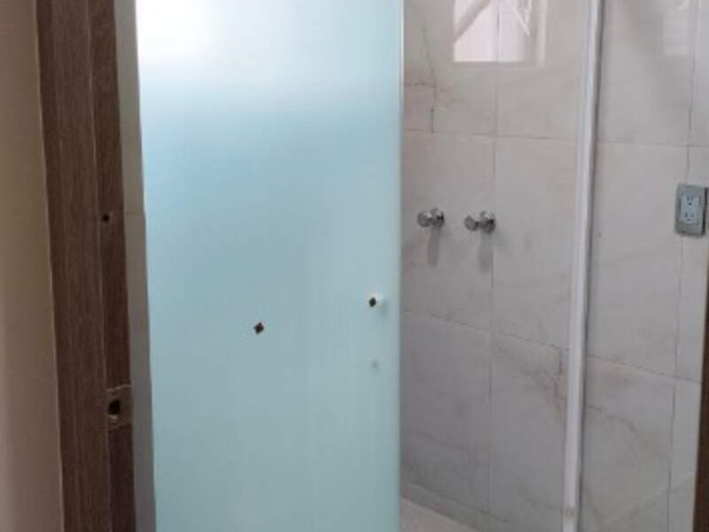Cancel de baño vidrio templado Toluca