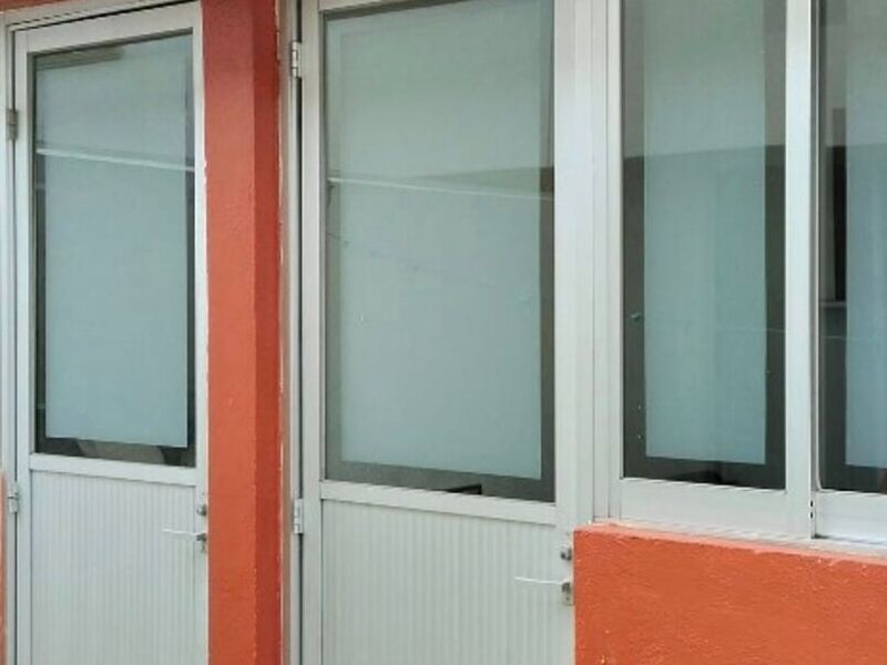 Puerta de aluminio sencilla Toluca