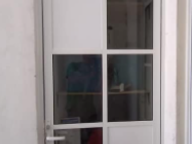 Puerta de aluminio y cristal Durango 