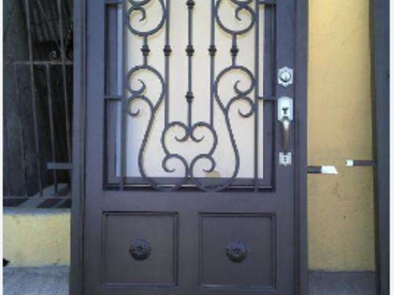 Puerta hierro forjado Tijuana