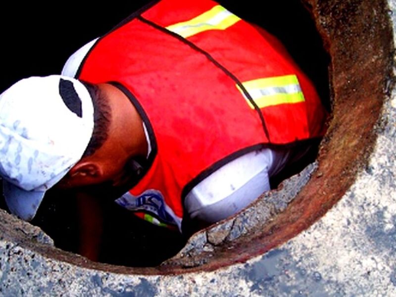 Limpieza de drenaje pluvial Toluca