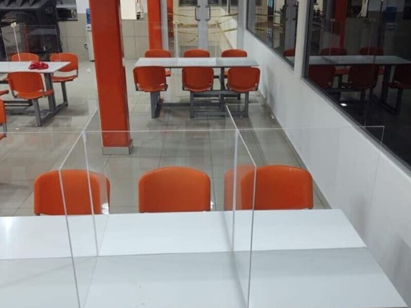 Mamparas protección comedor industrial Sonora