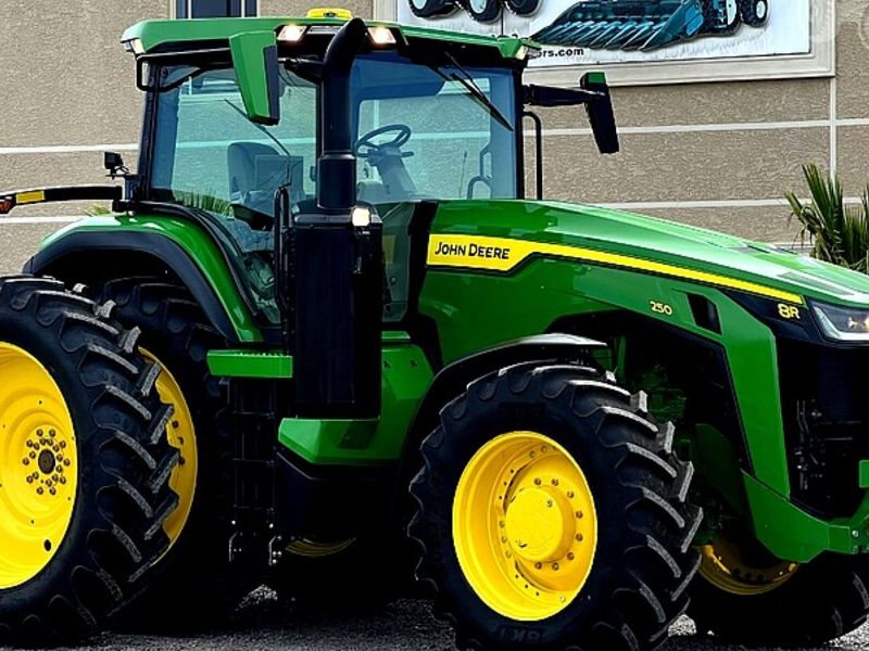 Tractor JOHN DEERE 8R México