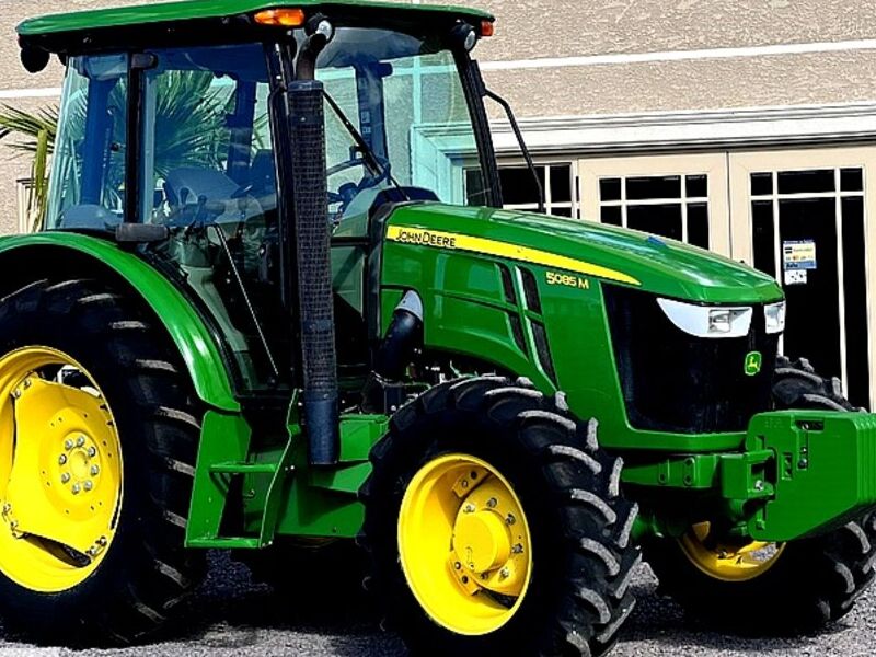 Tractor JOHN DEERE 5085M México
