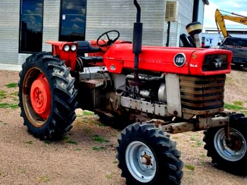 Tractor 180 Massey Ferguson México