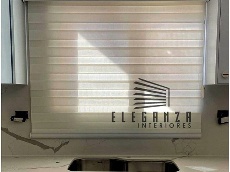 Persiana Enrollable Blanca Los Mochis