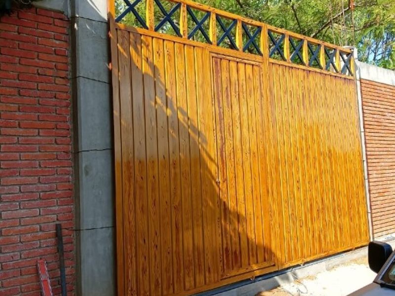 Portón de aluminio Tlacochahuaya