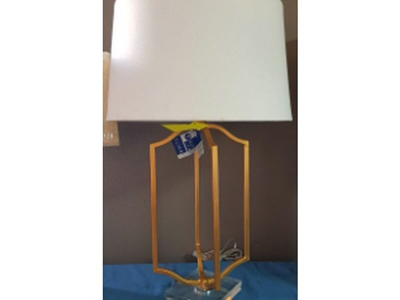 Lámpara de mesa modelo 1