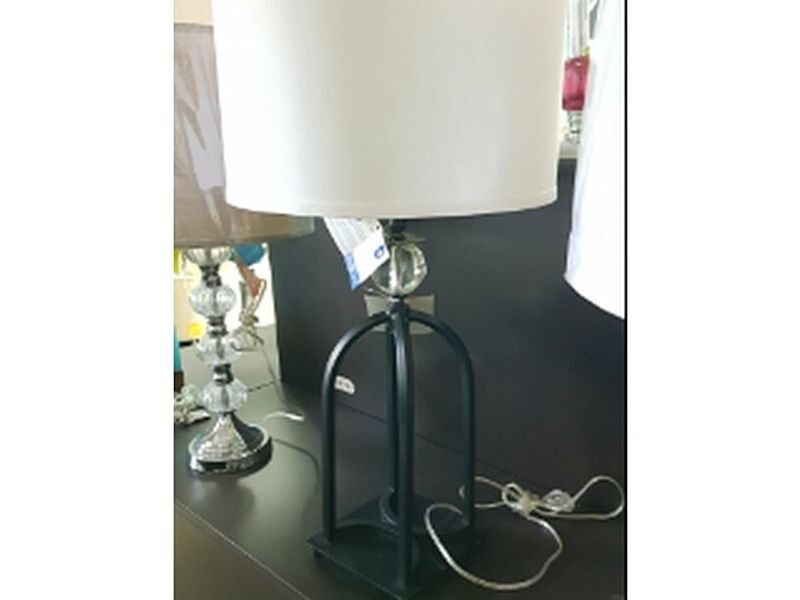Lámpara de mesa modelo 2