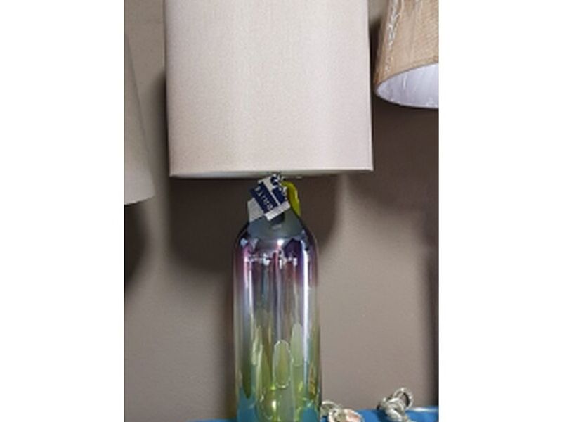 Lámpara de mesa modelo 4