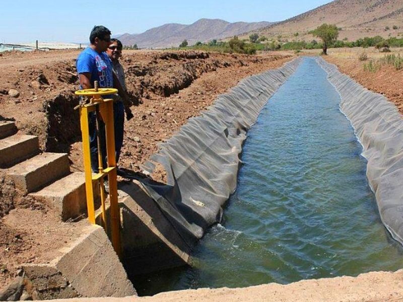 Revestimiento de canales México