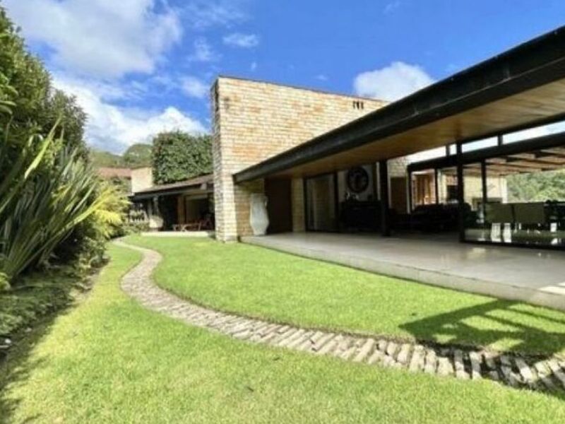 Venta casa avandaro Valle de Bravo