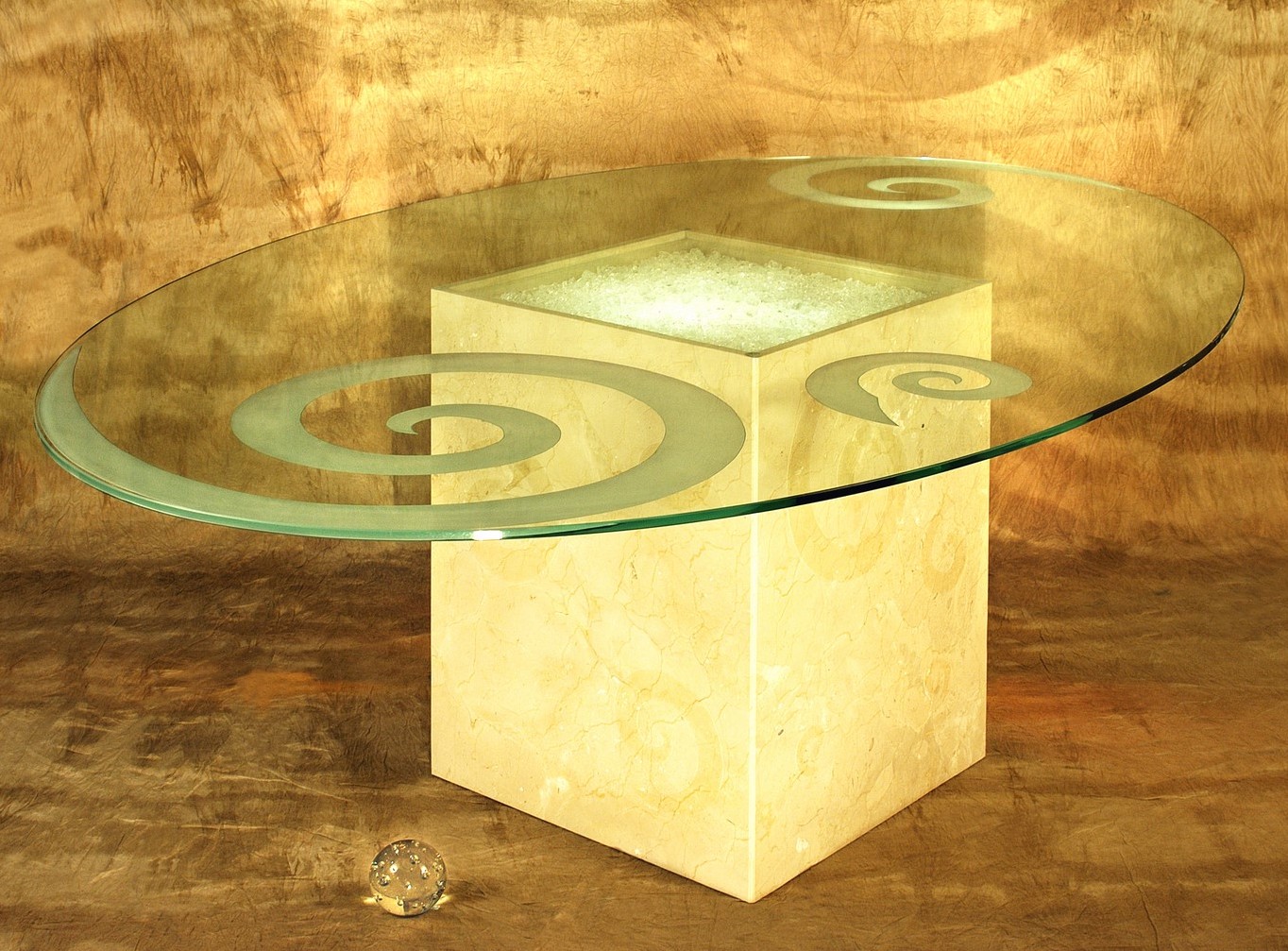 MESA COMEDOR GIZEH CON CRISTAL CON LUZ