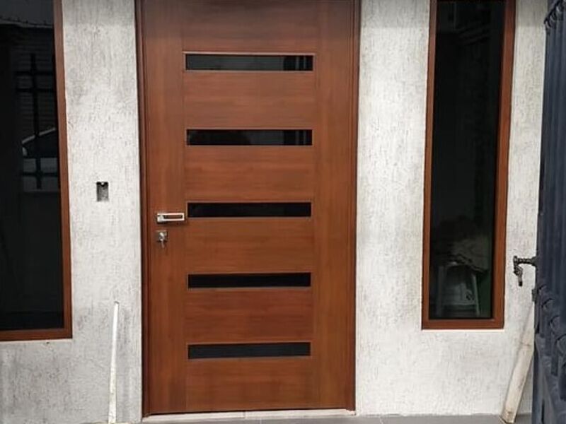 Puerta multidiseños de aluminio Querétaro